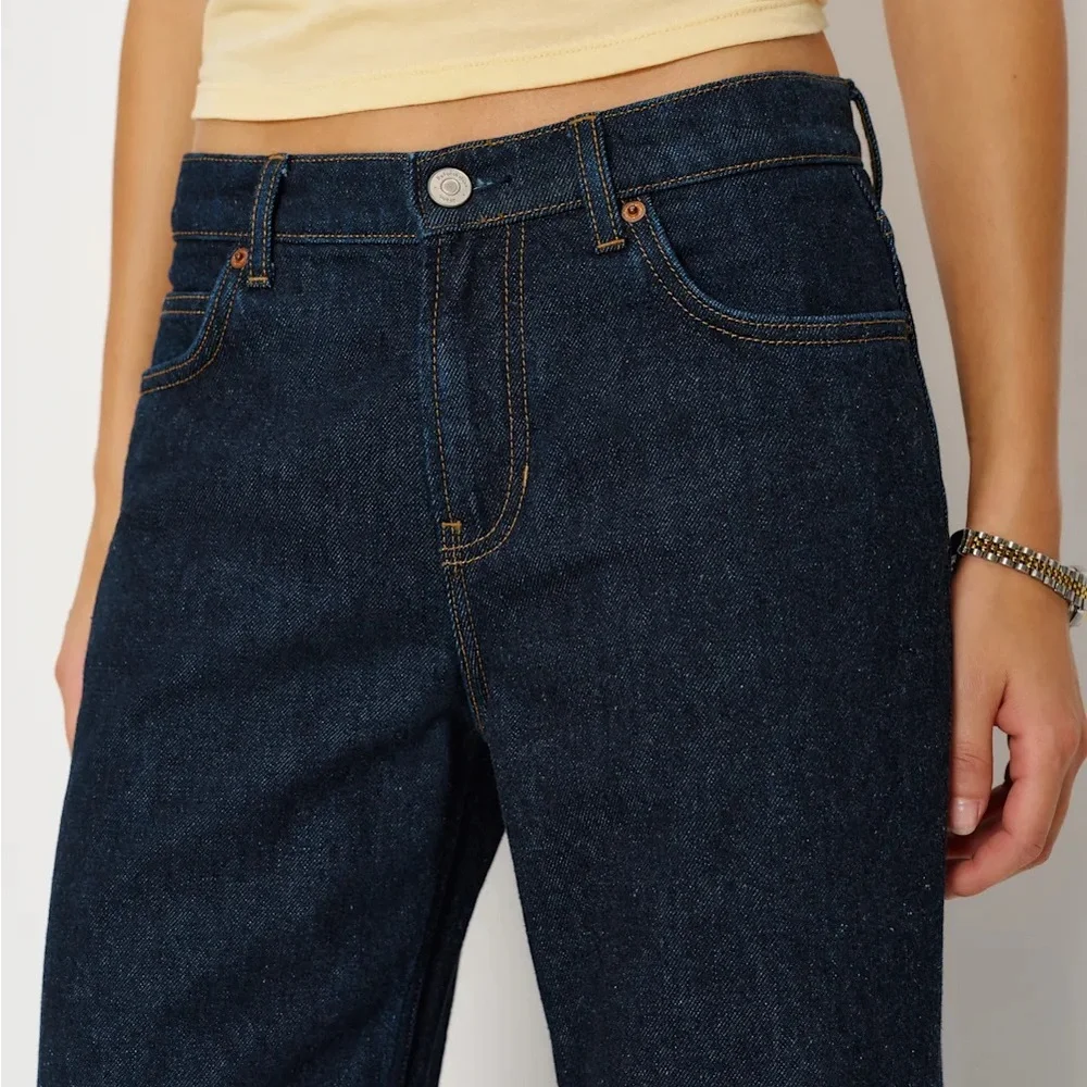 Reformation Cary Low Rise Slouchy Wide Leg Jeans in Ondine - Picture 5 of 10